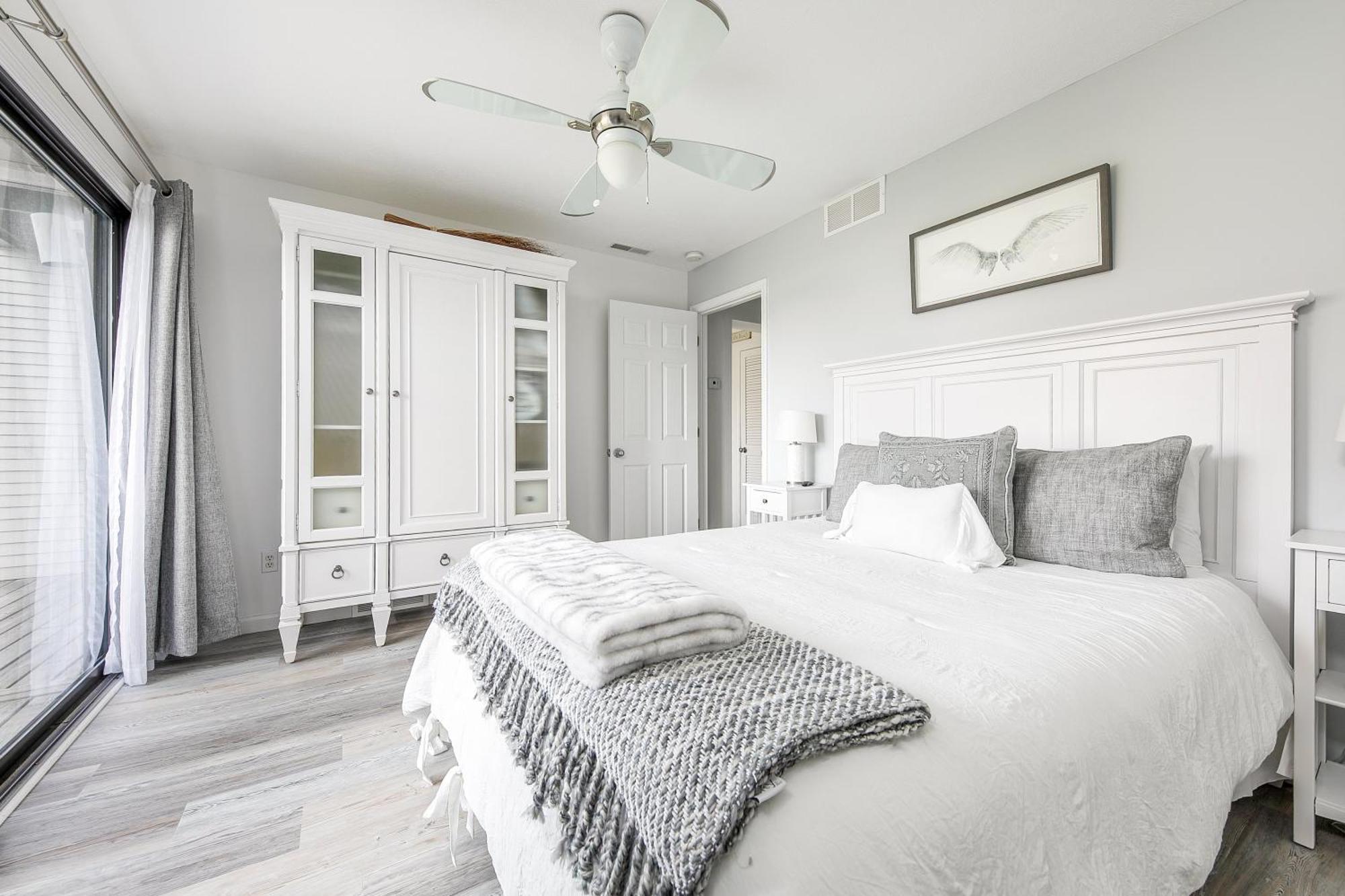 Gorgeous 2 Bedroom Lake View Condo トラバーズ・シティ エクステリア 写真